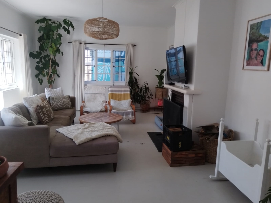 To Let 3 Bedroom Property for Rent in Fish Hoek Western Cape